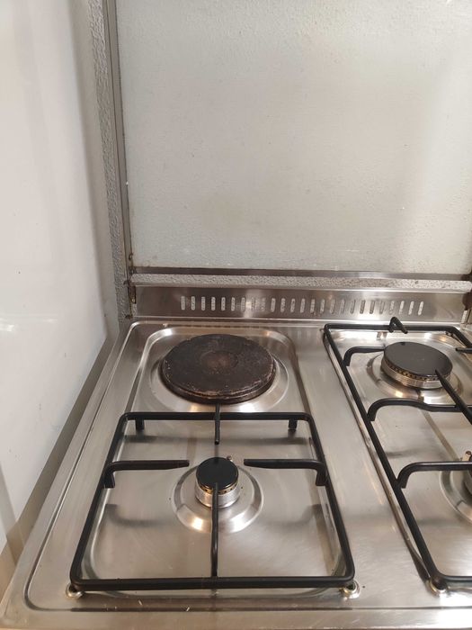 Fogão Tróia – 3 bicos a gás + 1 elétrico | Forno Elétrico