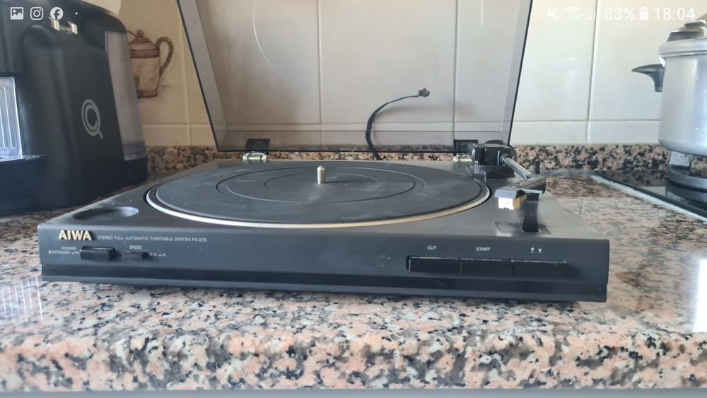 Gira discos AIWA Stereo automatic PX-E7575