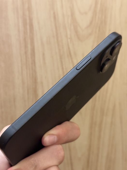 iPhone 15 Black 256 gb