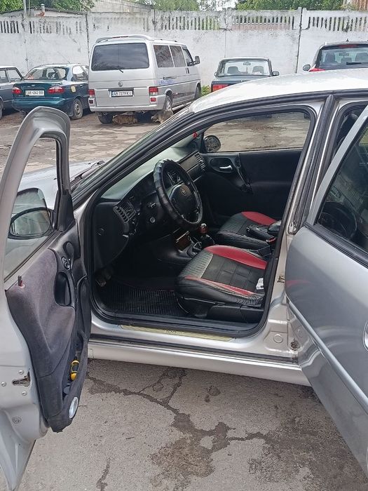 Продам Опель Вектра Б