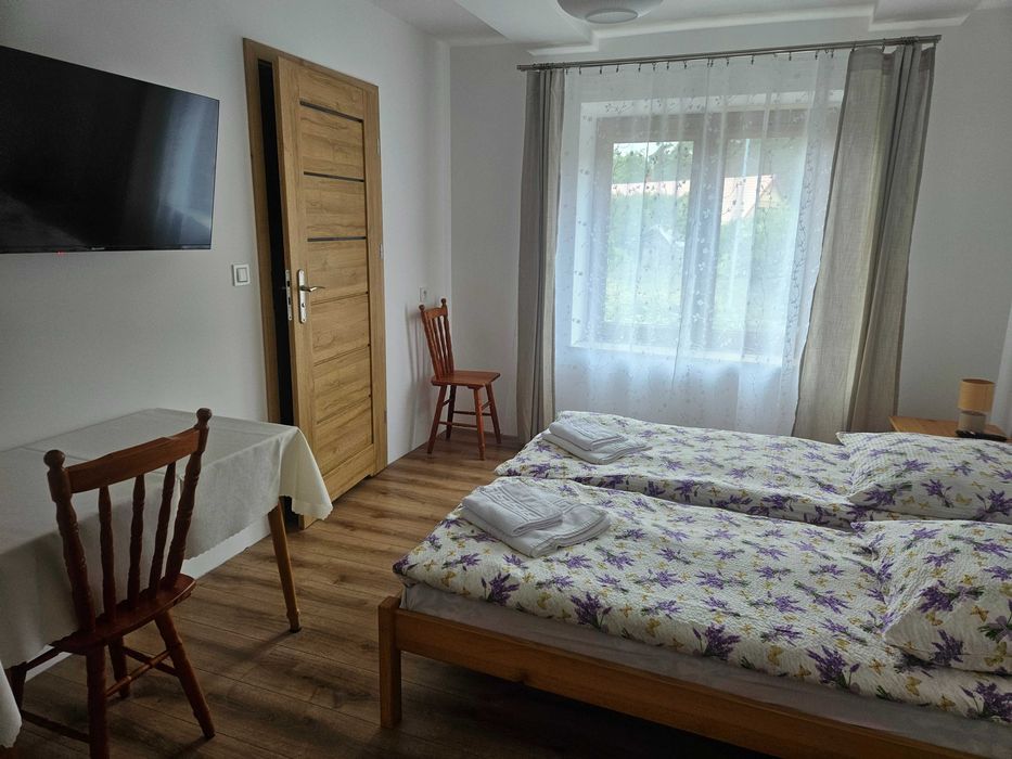 Noclegi przy lesie - Kąty Rybackie pokoje z łazienkami
