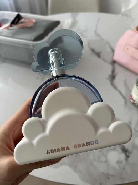 Flakon po perfumach ariana grande cloud chmurka