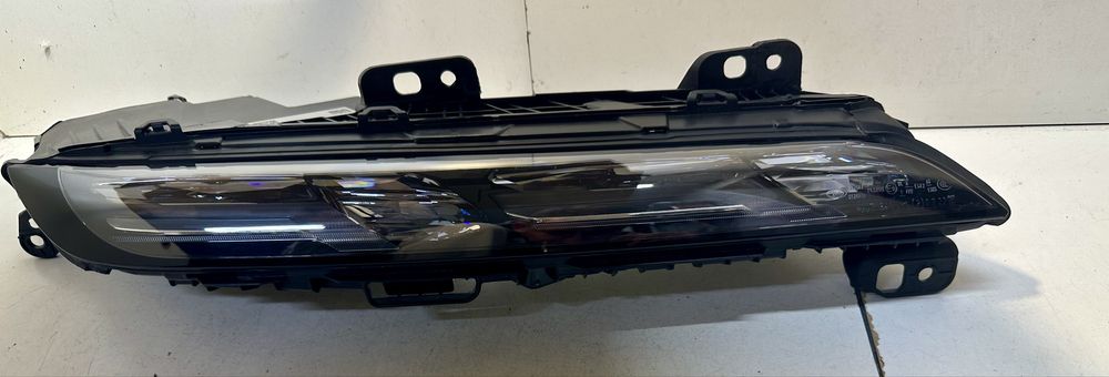 Фара правая Bmw i7 G70 Crystal Swarowski 9879936-15
