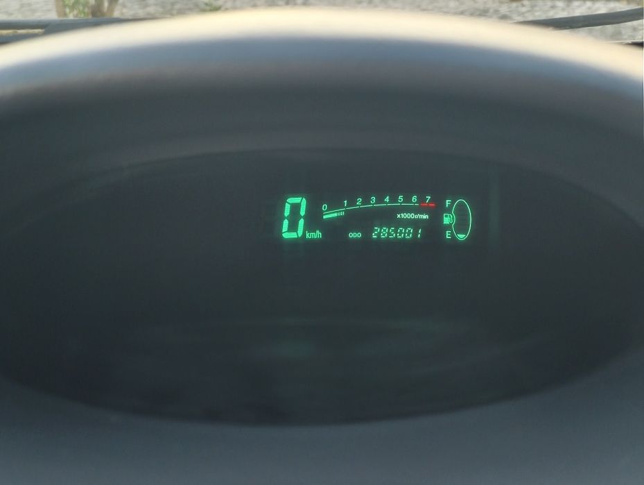 Toyota Yaris ano1999 gasolina