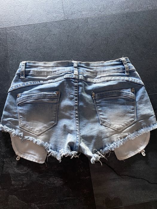 Krótkie spodenki/jeansy koronka rozm M