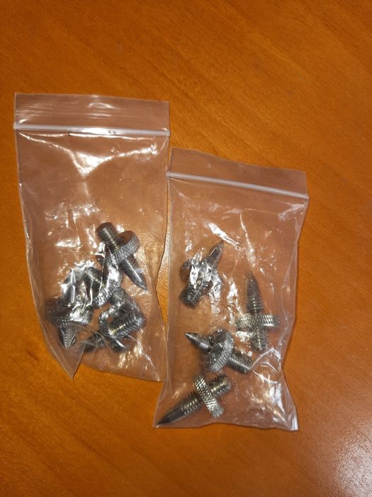 Standy granitowe pod kolumny audio do malej negocjacji