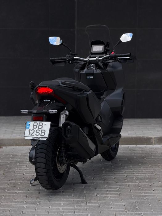 HONDA ADV 350 - Ótimo Estado!