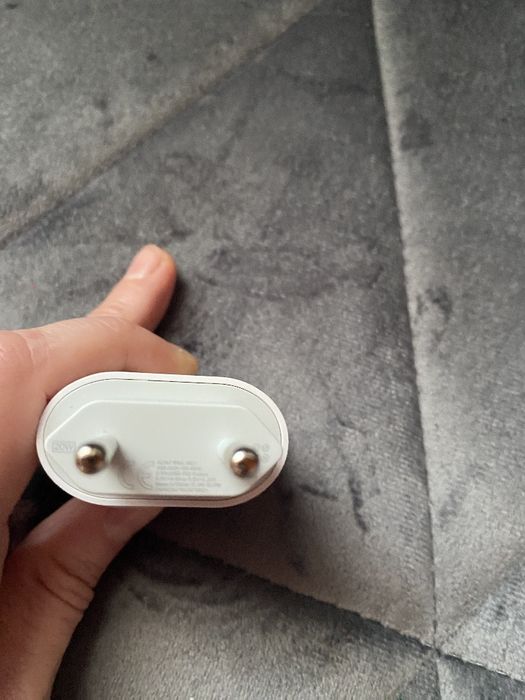 Швидкий зарядний блочок 20W USB-C для iPhone
