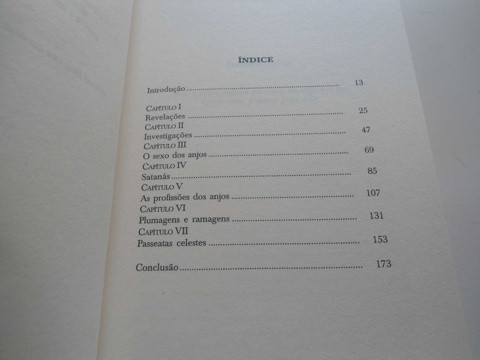 Anjos demónios e Djins por Alix de Saint André