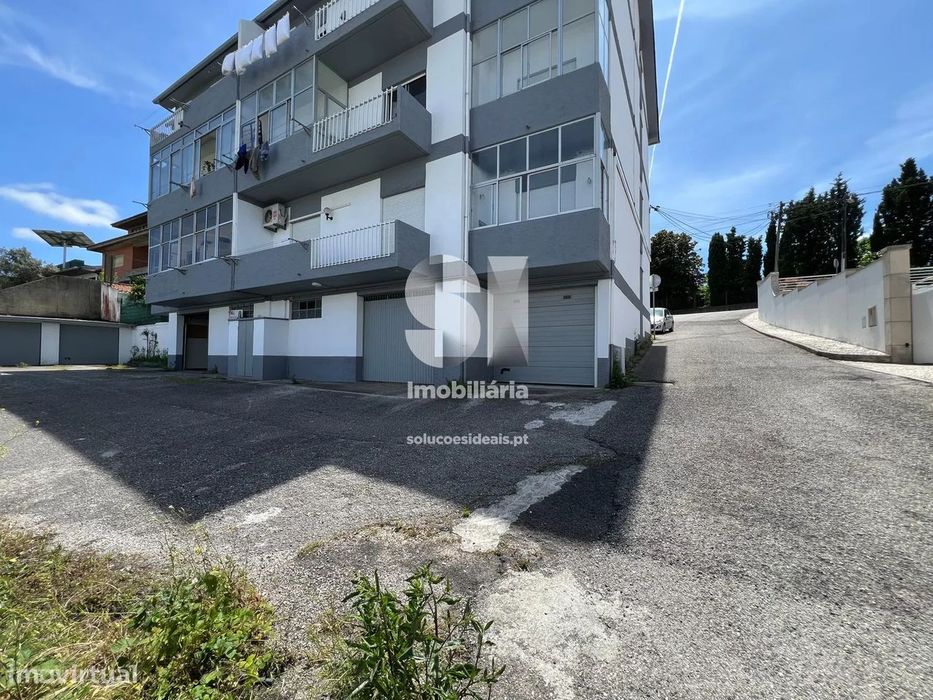 Armazém em Leiria