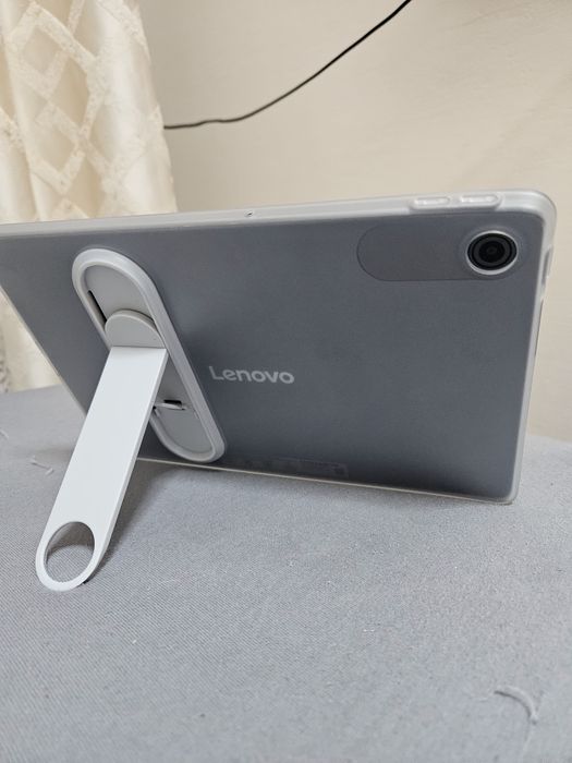 Lenovo Tablet + Case