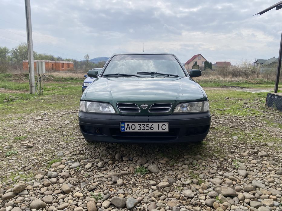 Nissan Primera 1.6i,