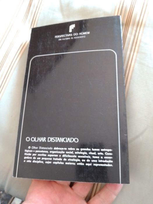 O olhar distanciado-C.Levi-Stauss-E.70-1e-9E-Alfinetes cada 8E Desde2E