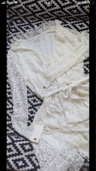 Koronkowa sukienka Loola