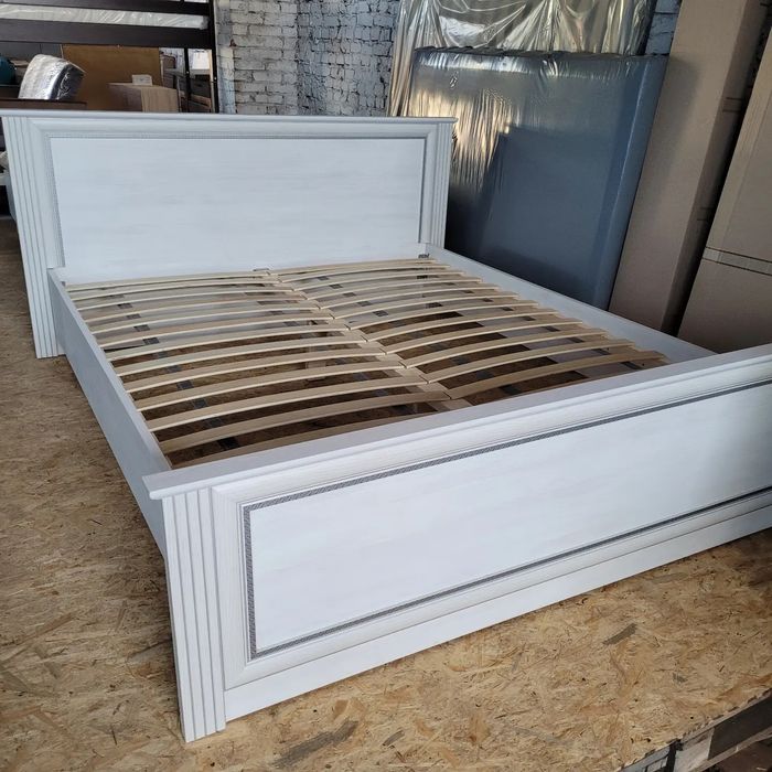 Ліжко 2 спальне 160*200 біле в наявності дешево