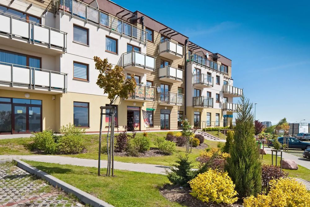 Przestronne parterowe mieszkanie na wynajem ulica LESZCZYNOWA