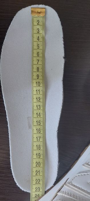Кросівки дитячі(для дівчинки)new balance 36p