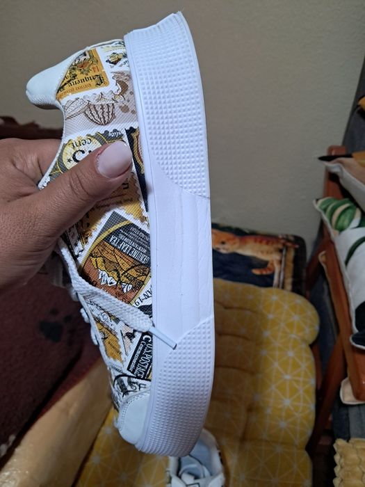 Vendo ténis da design