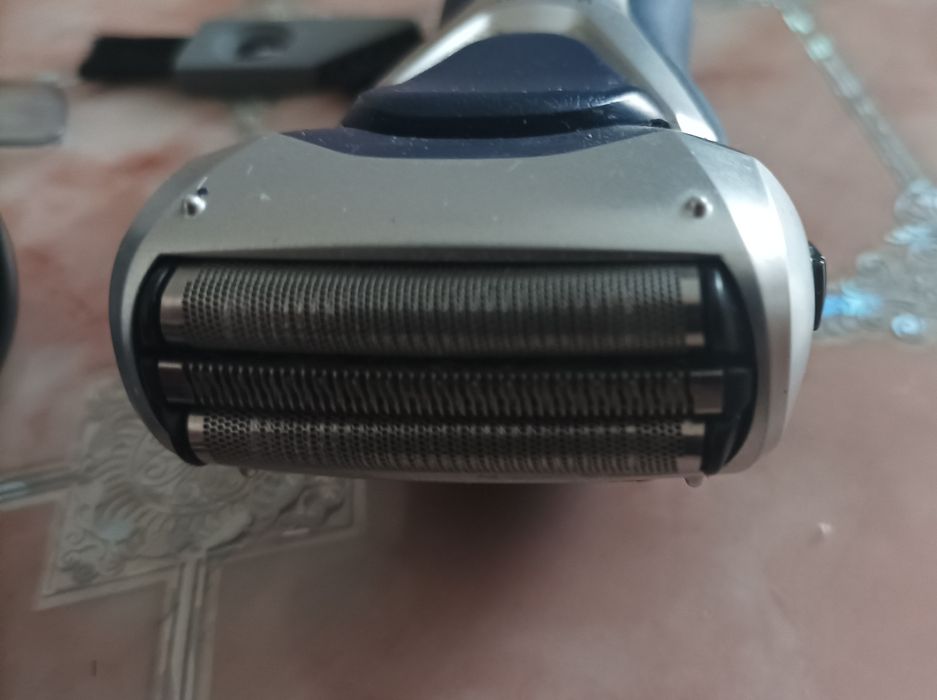 Бритва Panasonic ES-RT37