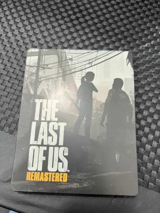 The Last Of Us Remastered Steelbook Playstation 4  sem jogo