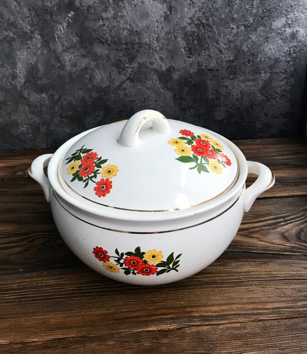 Посуд порцеляновий український іноземний супниця тарілки салатник чайн