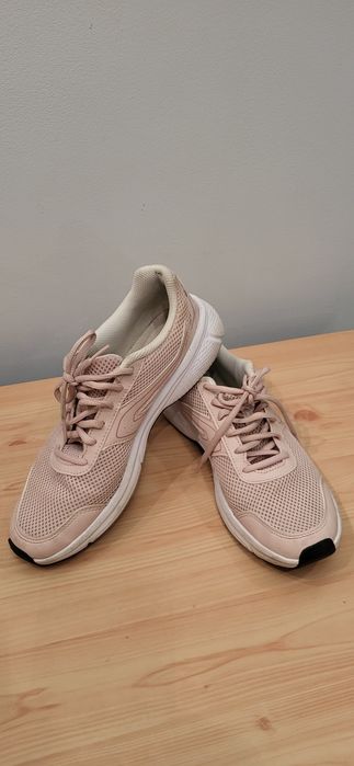 Кроссовки Decathlon