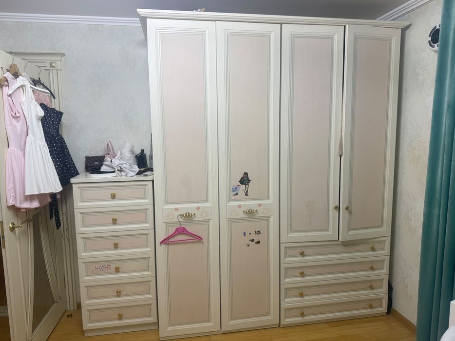Казкова дитяча кімната для маленької принцеси 7+ (Продам комплект меблів)