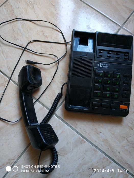 Стаціонарний кнопковий телефон з проводом