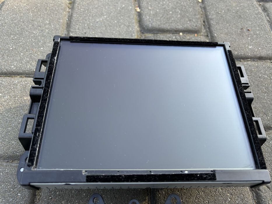 Radio jeep dodge harmman uconnect 8.4 polski mapy stan idealny