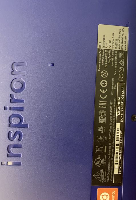 Laptop dell P24T