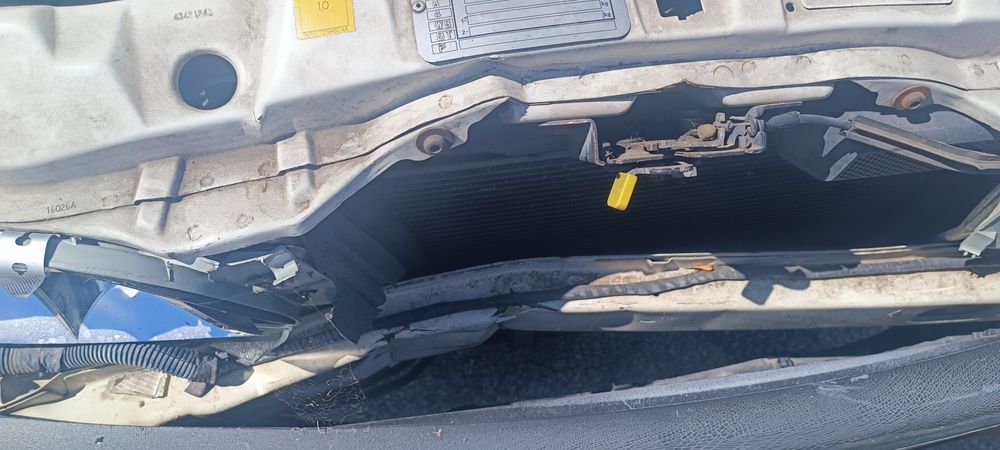 Ford Courier 1.8 para peças