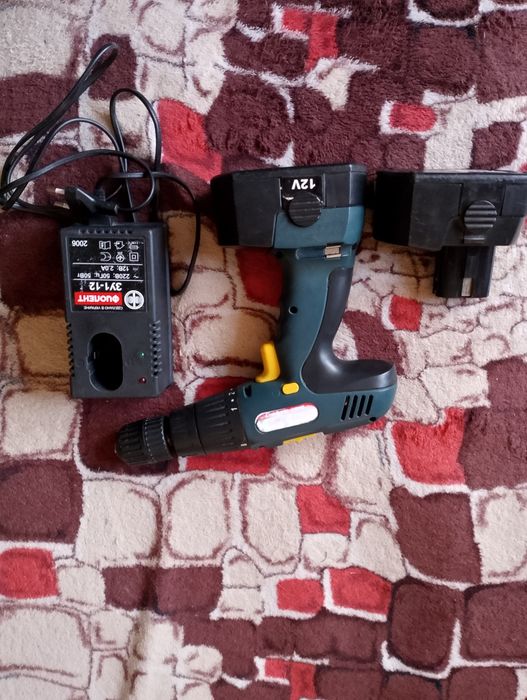 Шуруповёрт " Фиолент ЗУ1-12".