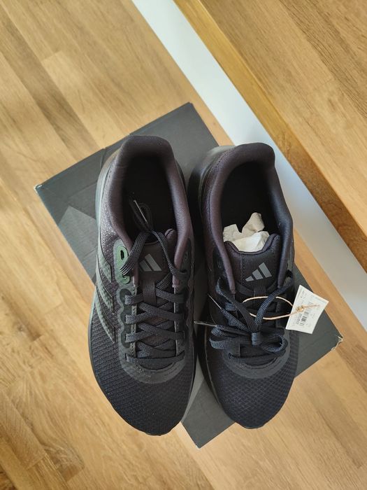 Sprzedam buty adidas do biegania tenis wygodne nowe sport czarne 39