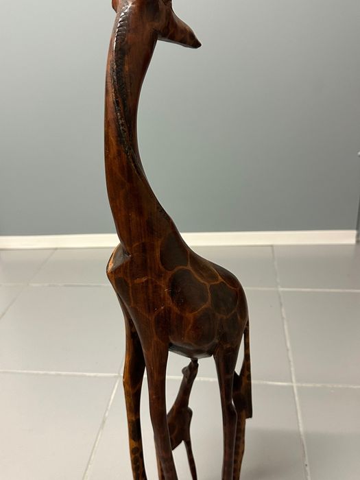 Girafas de madeira433902668365834243