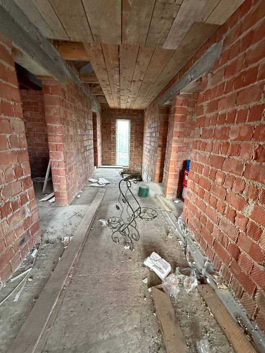 Продається новозбудований будинок у Садгорі 130 м²