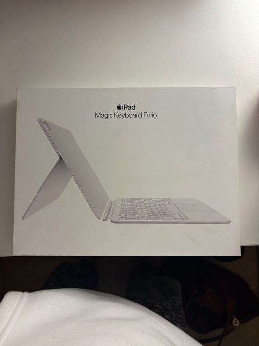 Teclado IPad A16 (11 geração) Apple