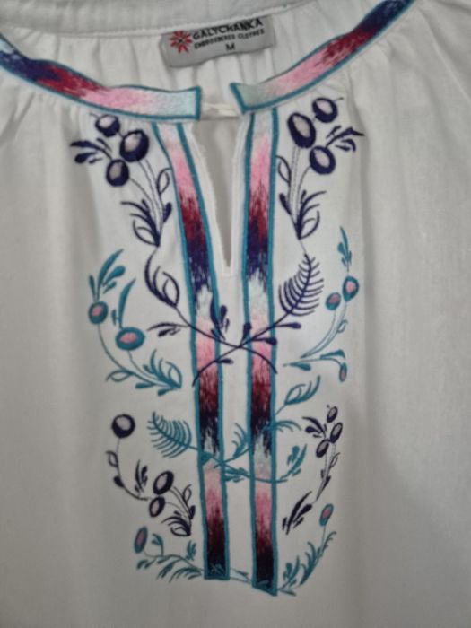 Продам вишиванку.