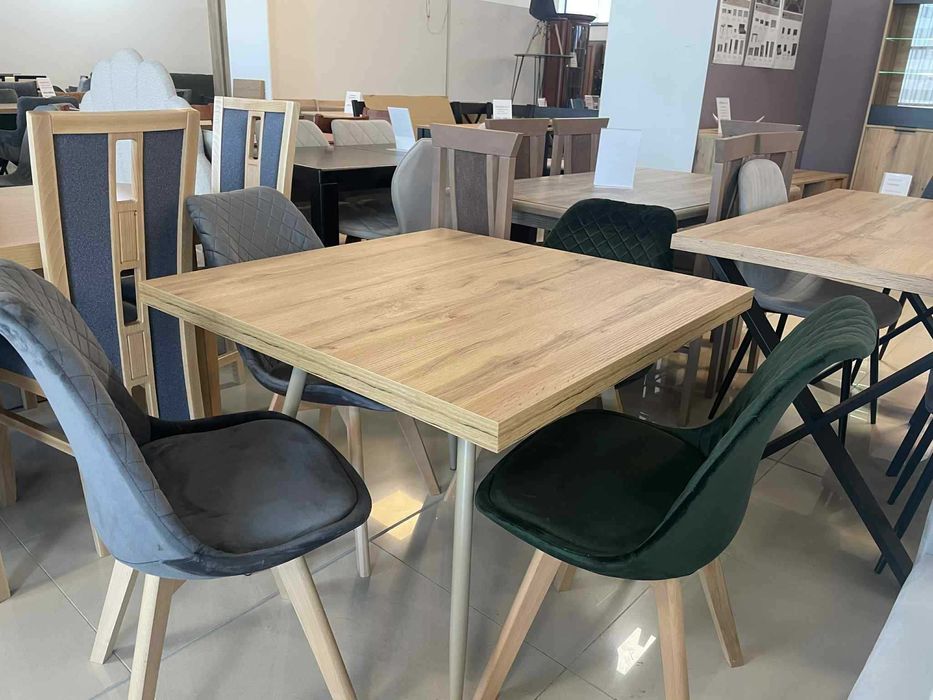 (182WN) Stół kwadratowy 90 x 90 cm + 4 krzesła, wyprzedaż 399 zł