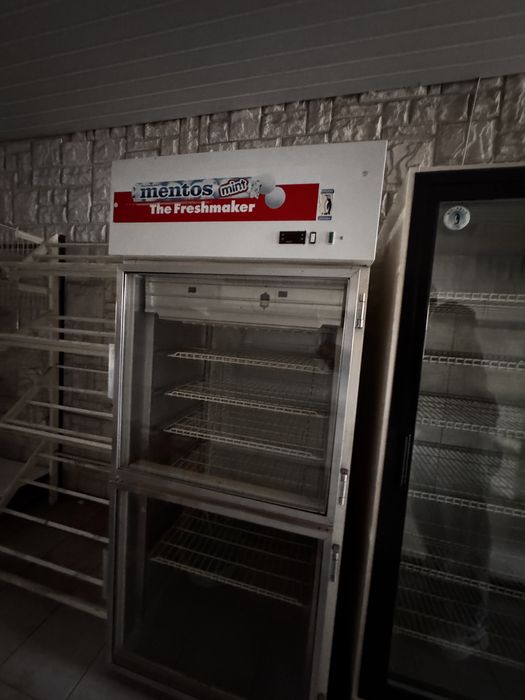 Lada chłodnicza lodówka