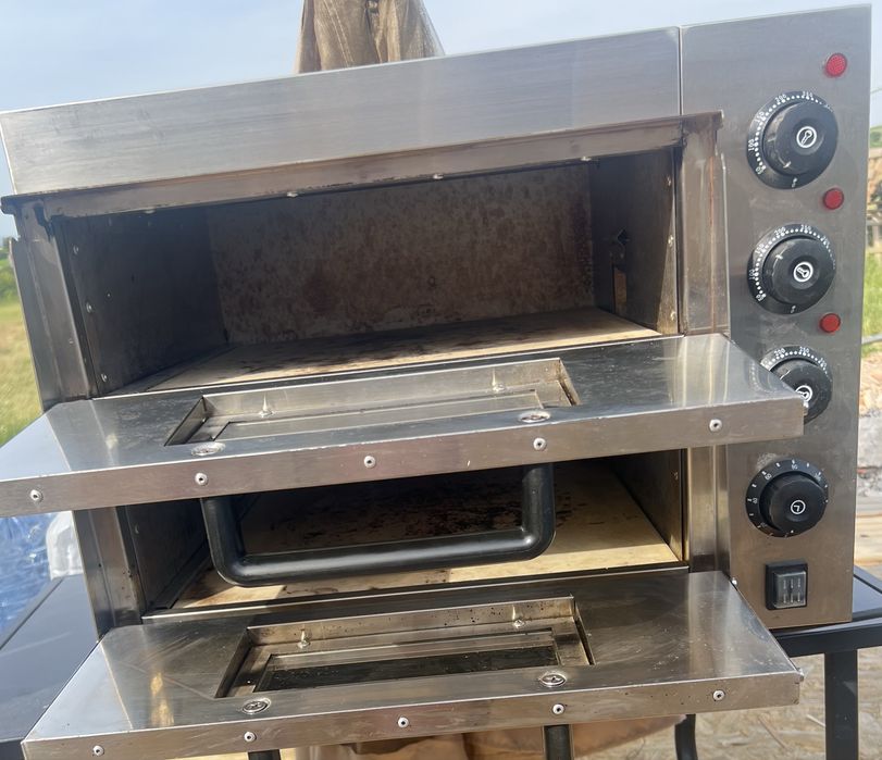 Forno de pizza industrial