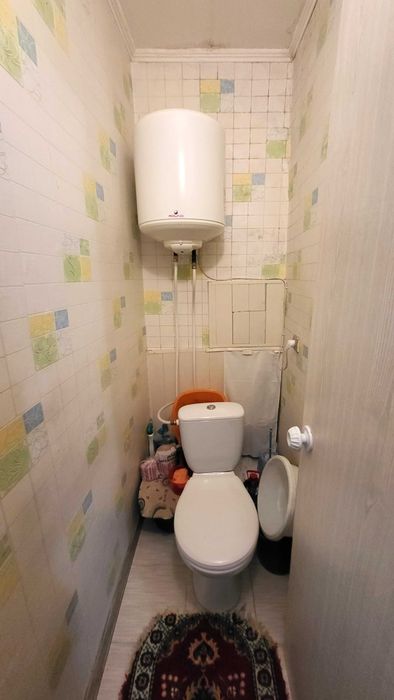 Продаж 2-х к.кв. вул. Сеченова буд. 48/64 заводський район 1/5 поверх високий.