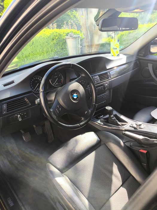 BMW E91 2011 2.0 163 km