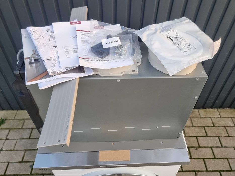 Okap, wyciąg podszafkowy Miele  DAS 2620 EXTA. Jak nowy, 60cm