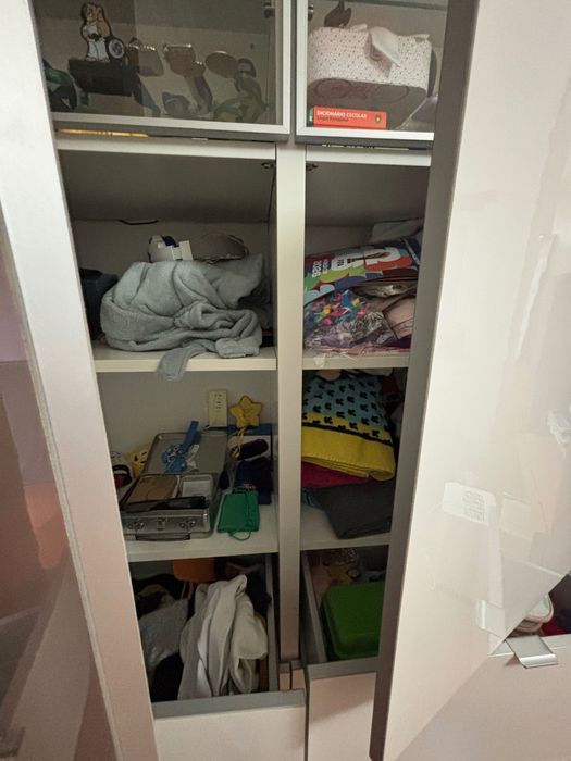Itens a partir de 18€- roupeiro branco