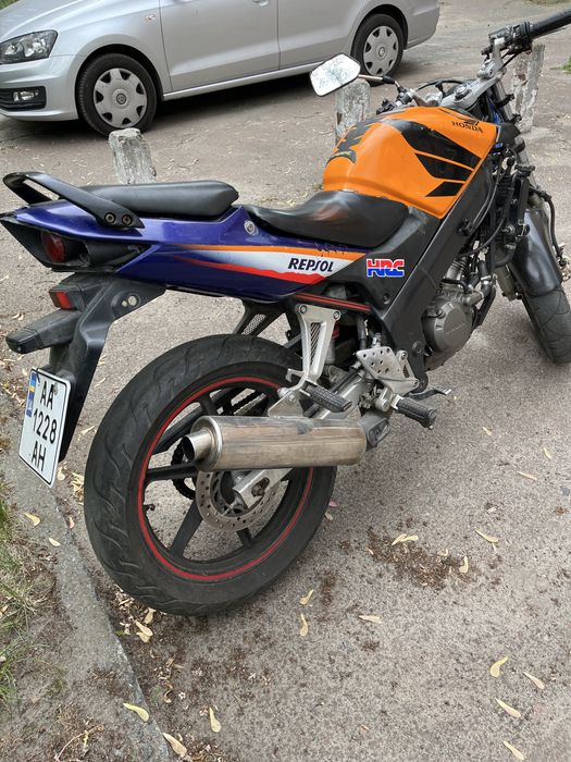 Honda Cbr 125R.