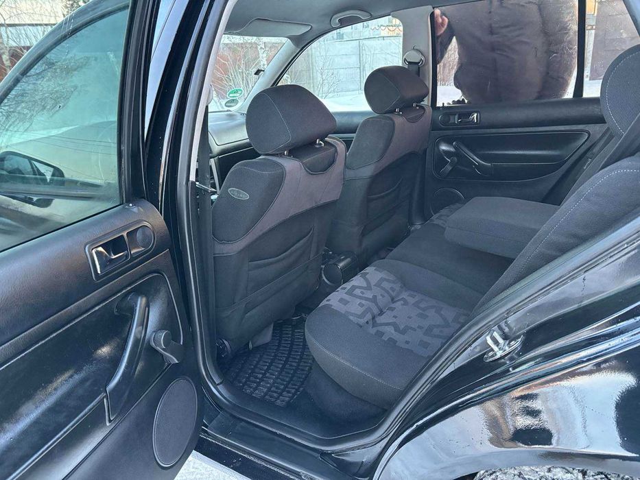 Volkswagen Golf 1998