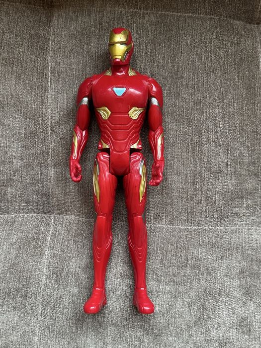 Залізна людина  -железный человек