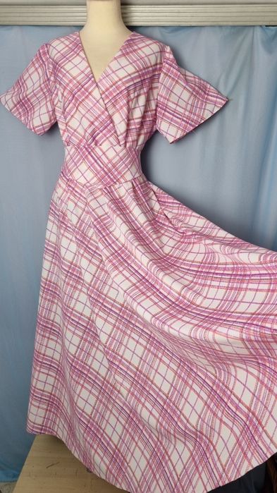 Sukienka letnia w kratkę roz. 38/40/42