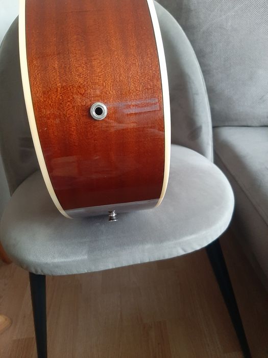 Gitara akustyczna Harley Benton