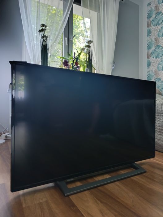 Telewizor Toshiba 43 FHD.